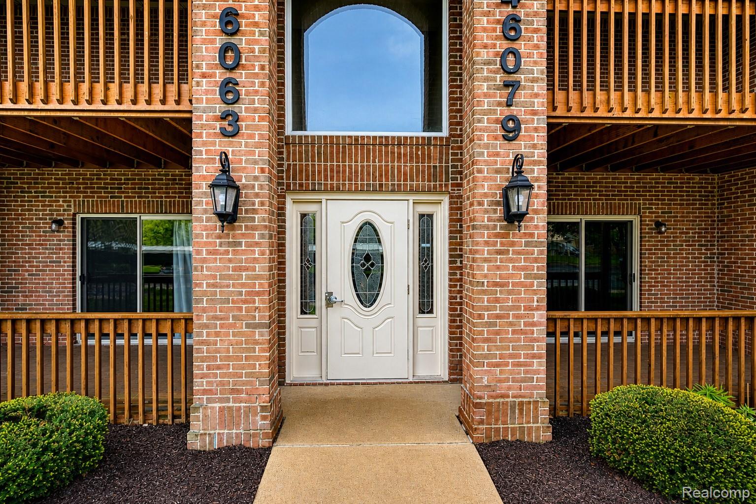 46075 Tallgrass Court Property Photo 8
