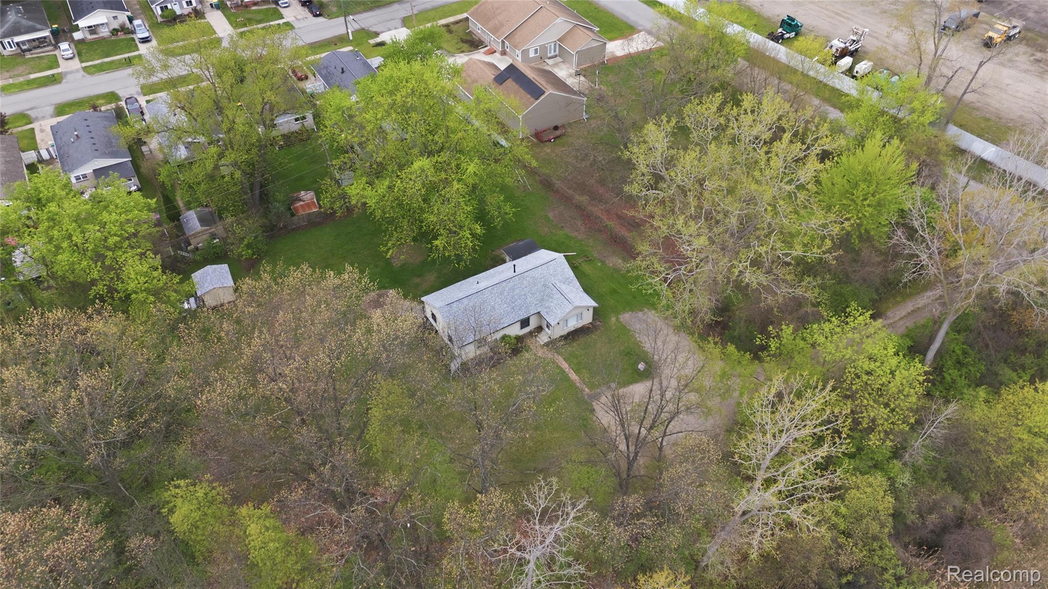 20052 Pine Street Property Photo 42