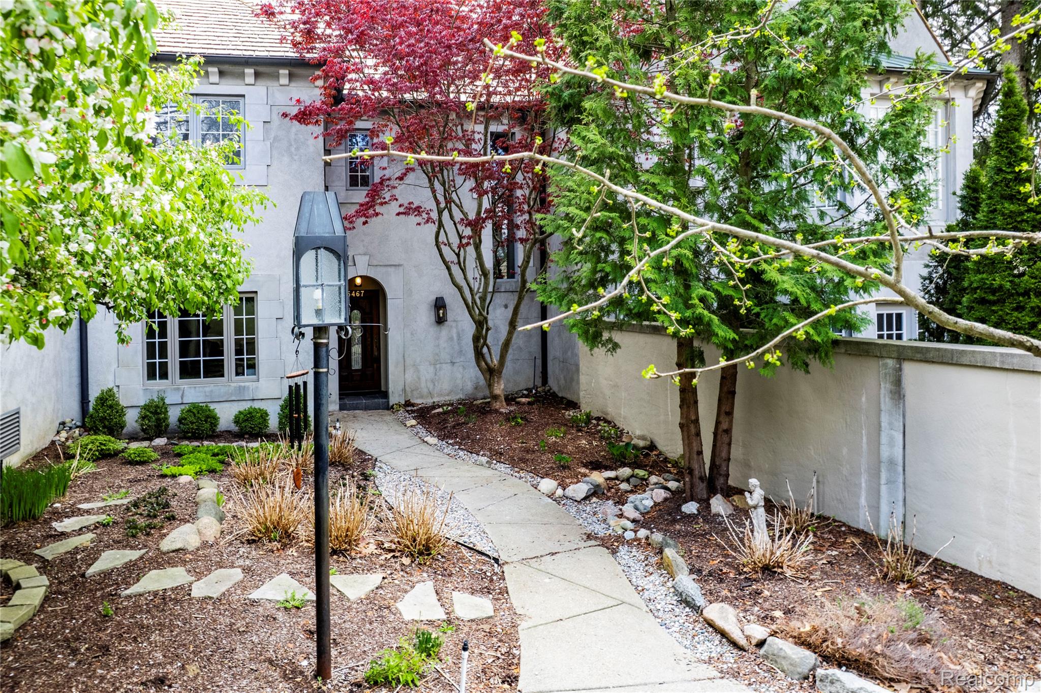 5467 Bristol Parke Drive Property Photo 8