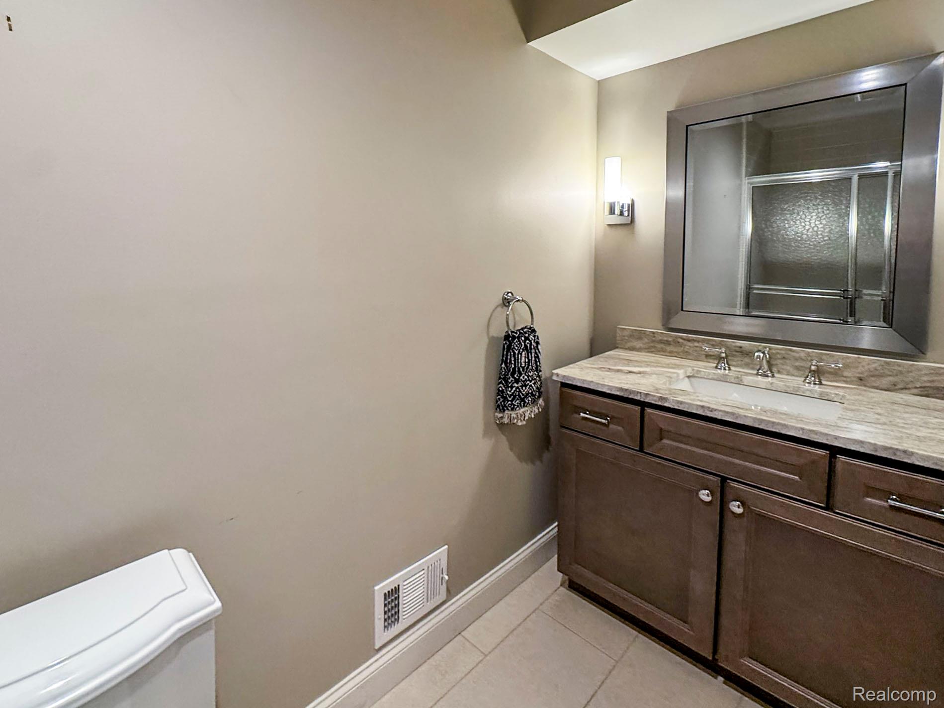 5467 Bristol Parke Drive Property Photo 37