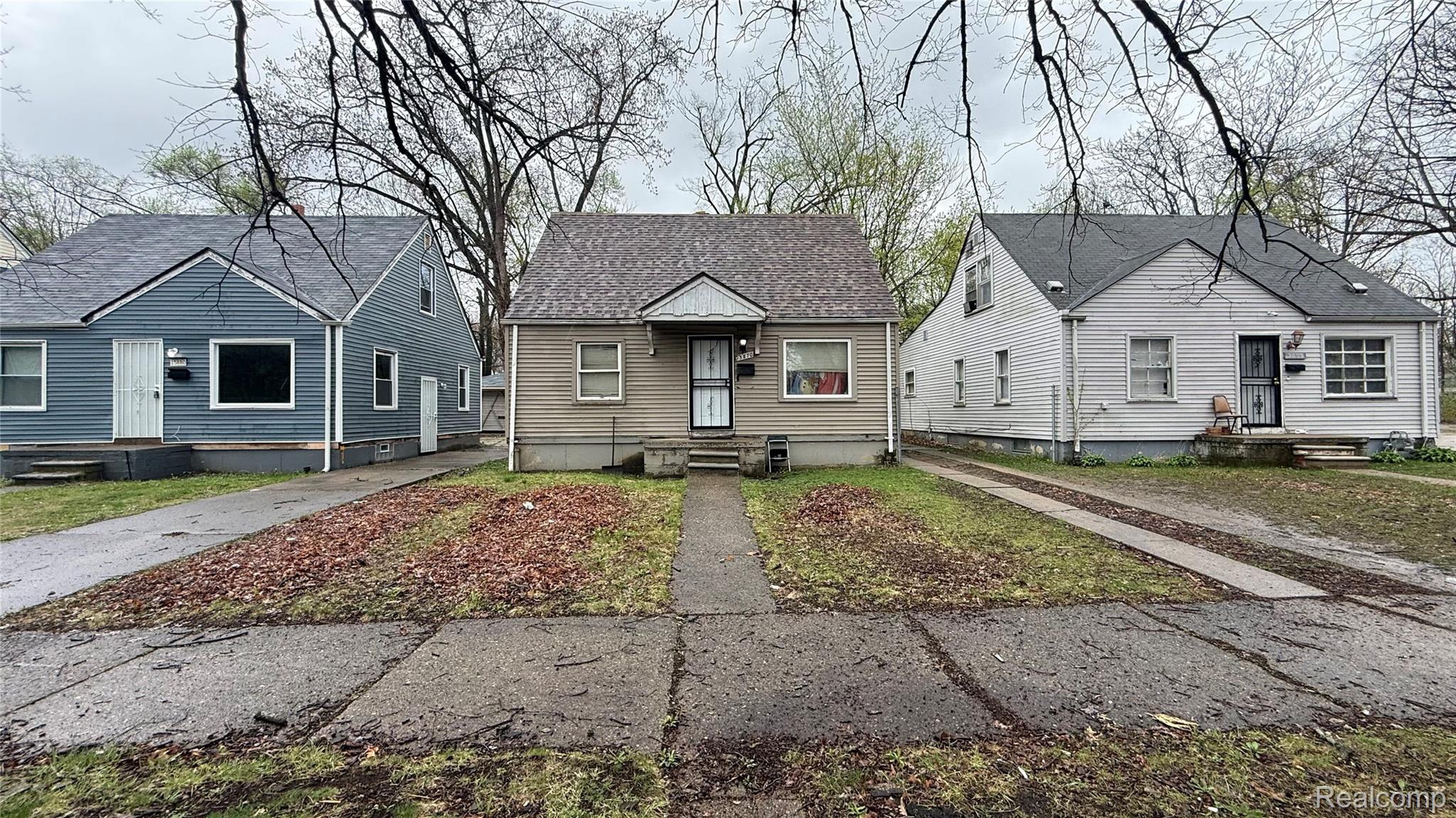 15870 W Parkway Street Property Photo 1