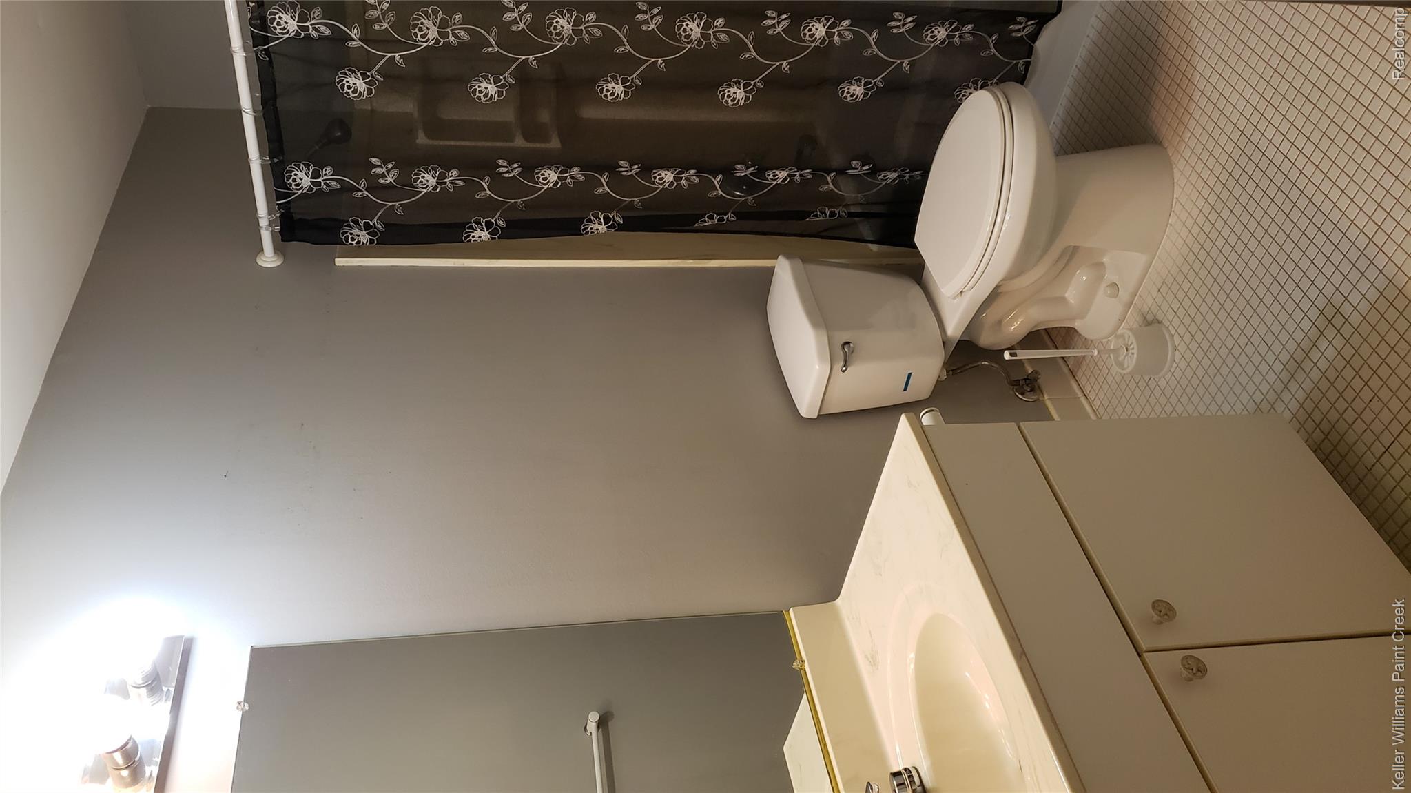 5872 Vassar Property Photo 27