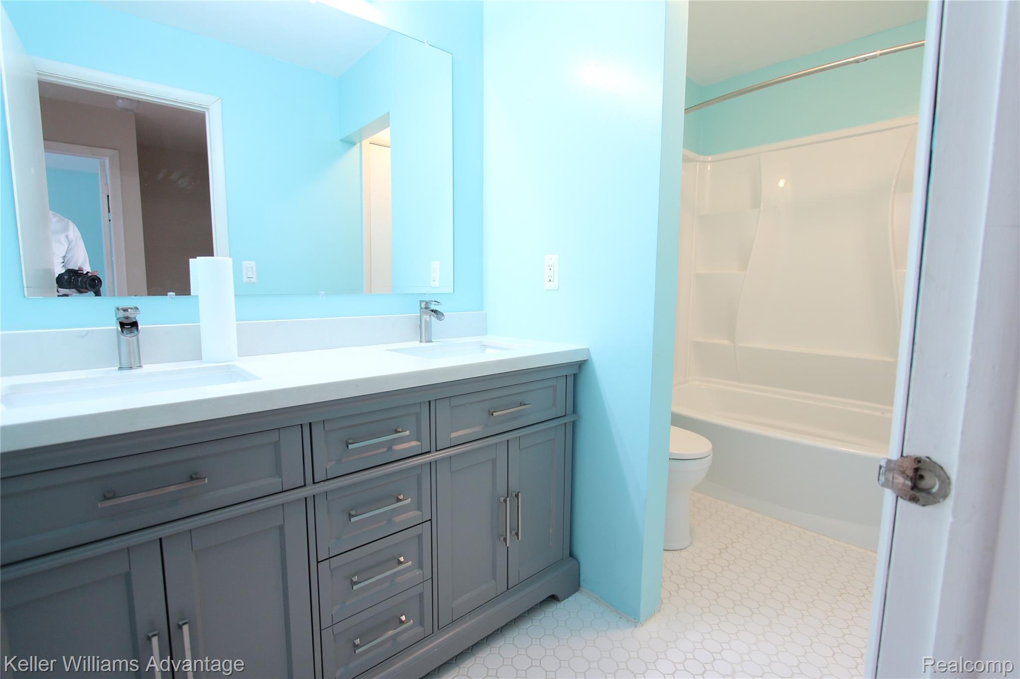 24667 Bashian Drive Property Photo 14