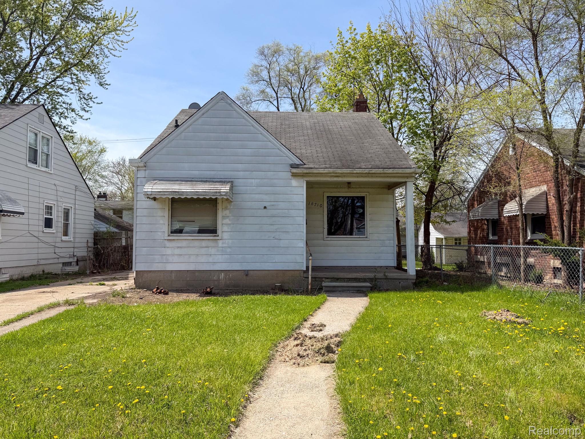 18710 Mccormick Street Property Photo 1