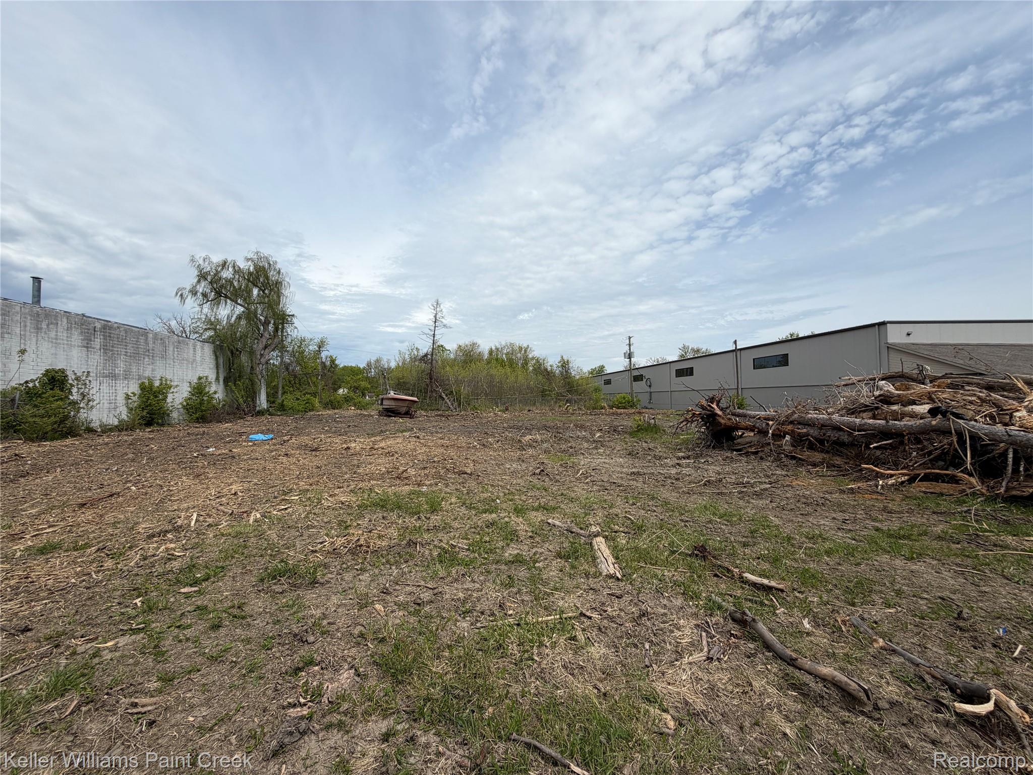 22477 15 Mile Road Property Photo 10