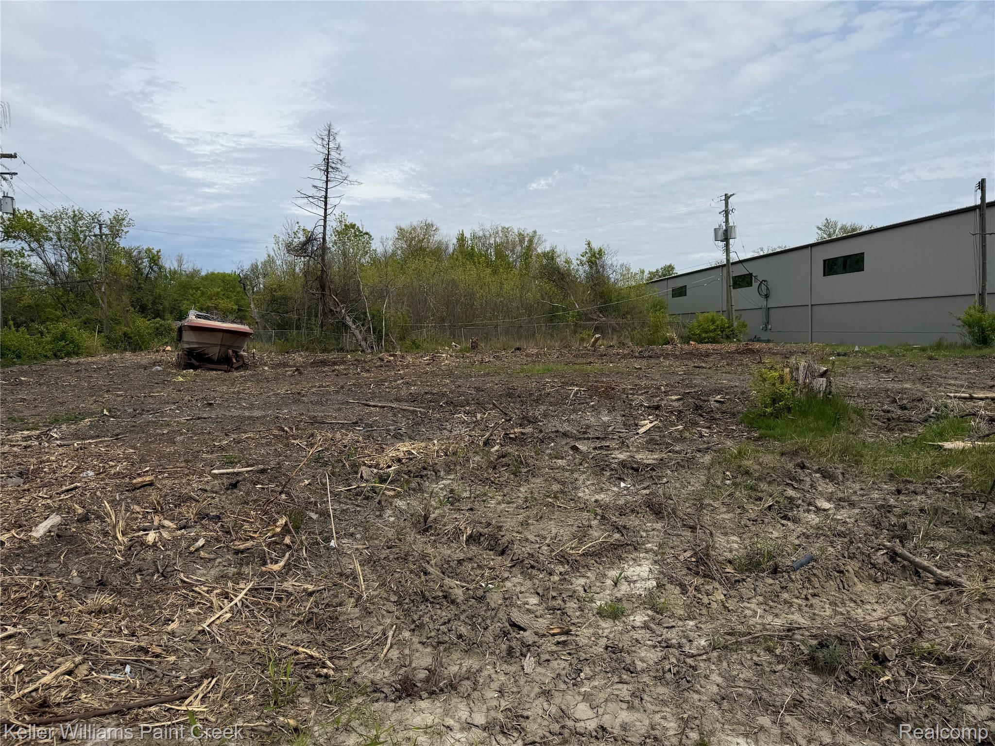 22477 15 Mile Road Property Photo 13