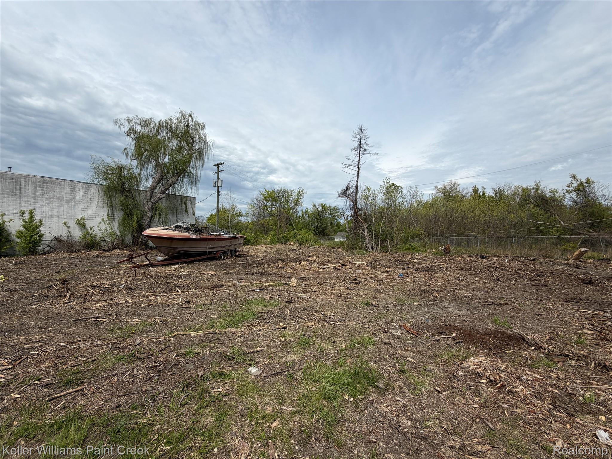 22477 15 Mile Road Property Photo 15