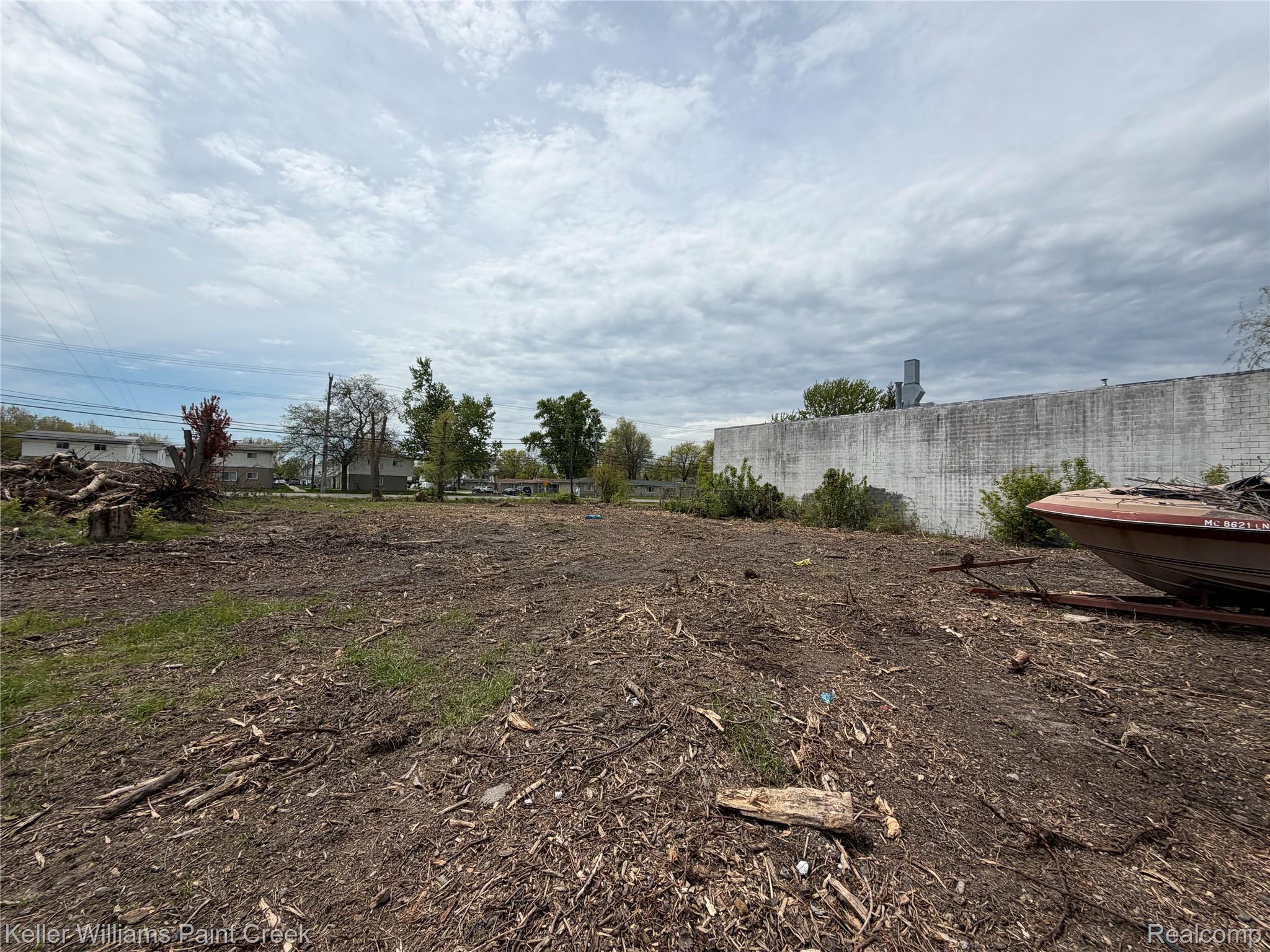 22477 15 Mile Road Property Photo 19