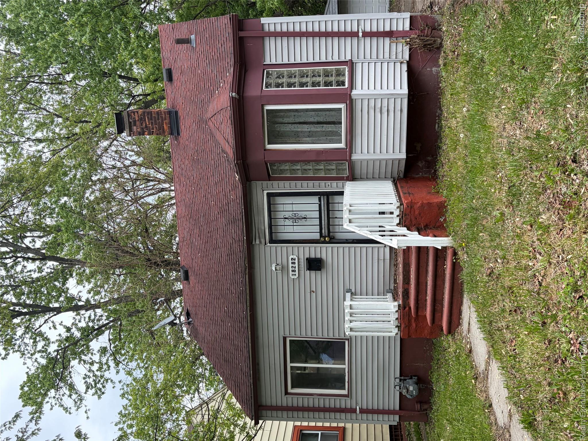 18282 Stout Street Property Photo 2