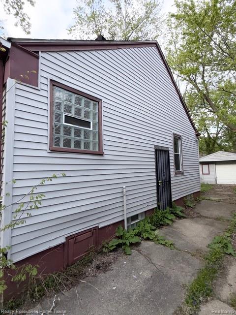 18282 Stout Street Property Photo 3