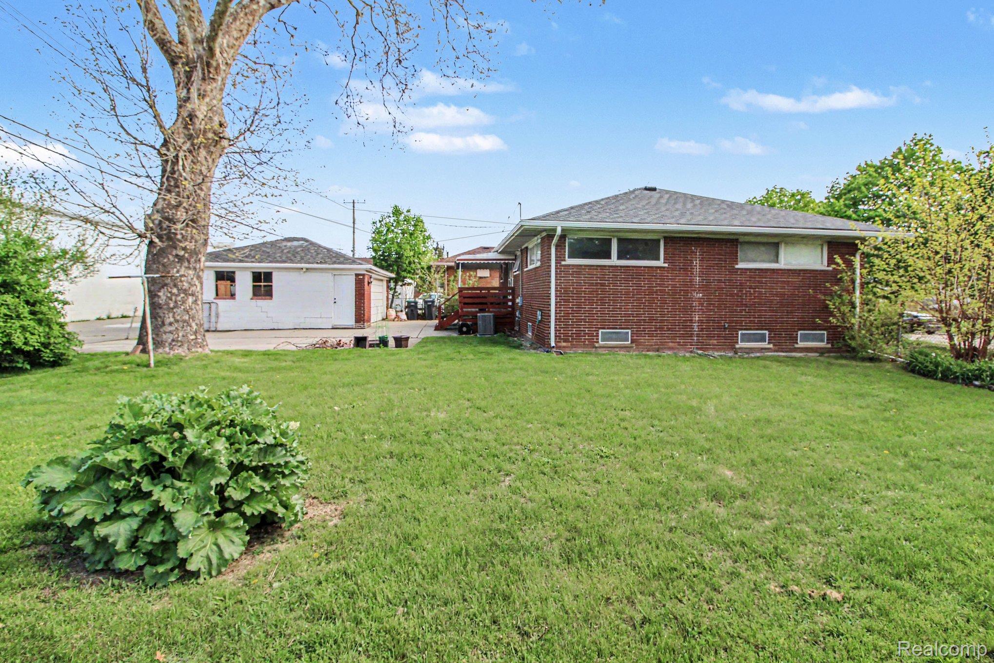 17751 Ruth Street Property Photo 2