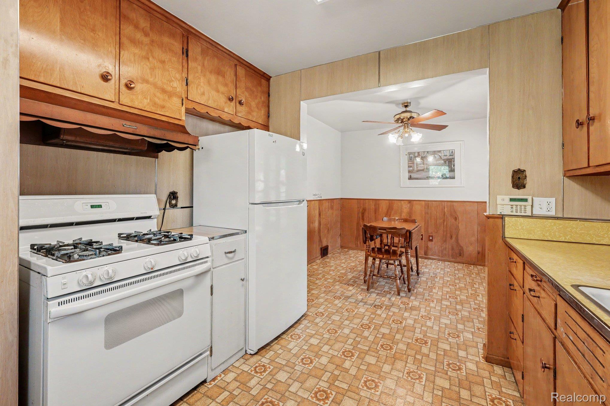 17751 Ruth Street Property Photo 5