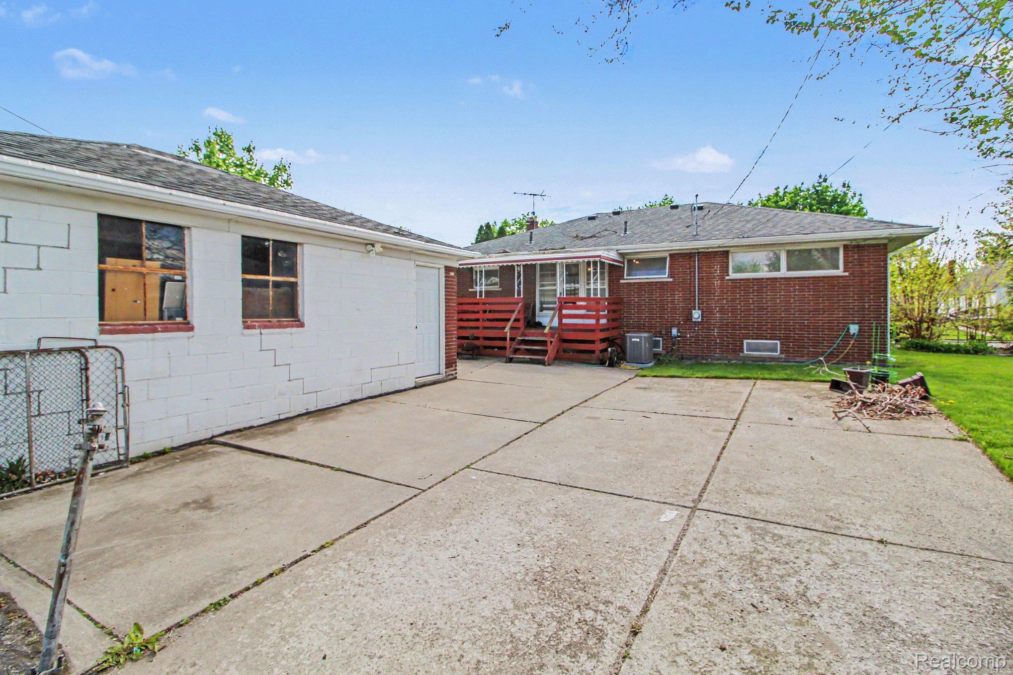 17751 Ruth Street Property Photo 16