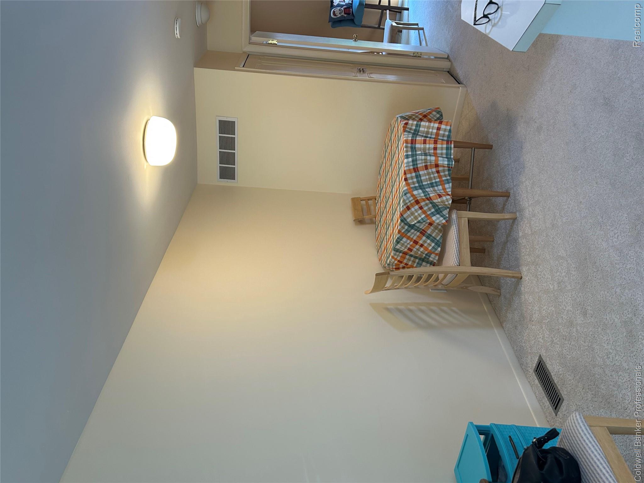 49936 Helfer Boulevard 8 Property Photo 5