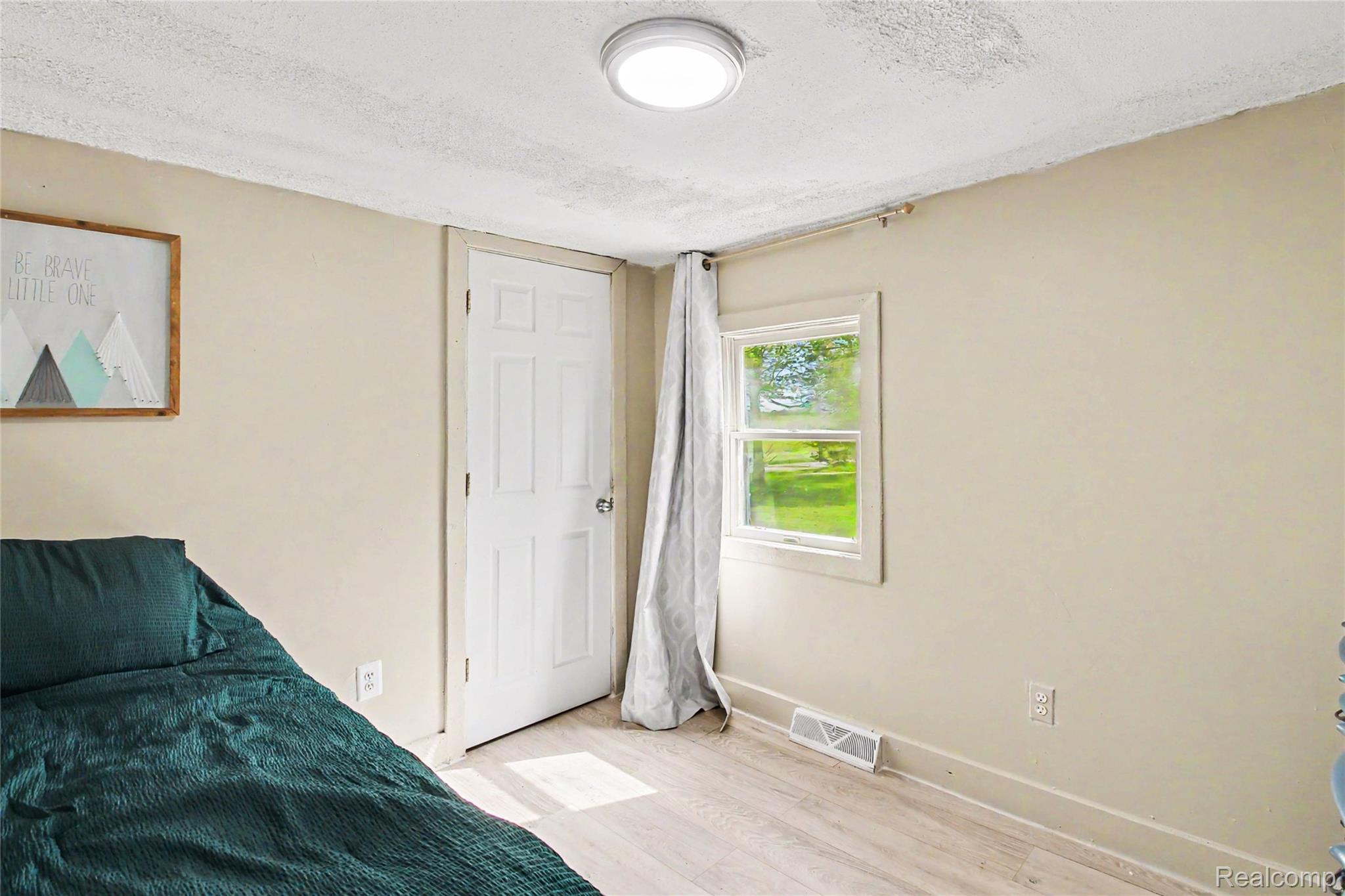 9433 E Lovejoy Road Property Photo 16