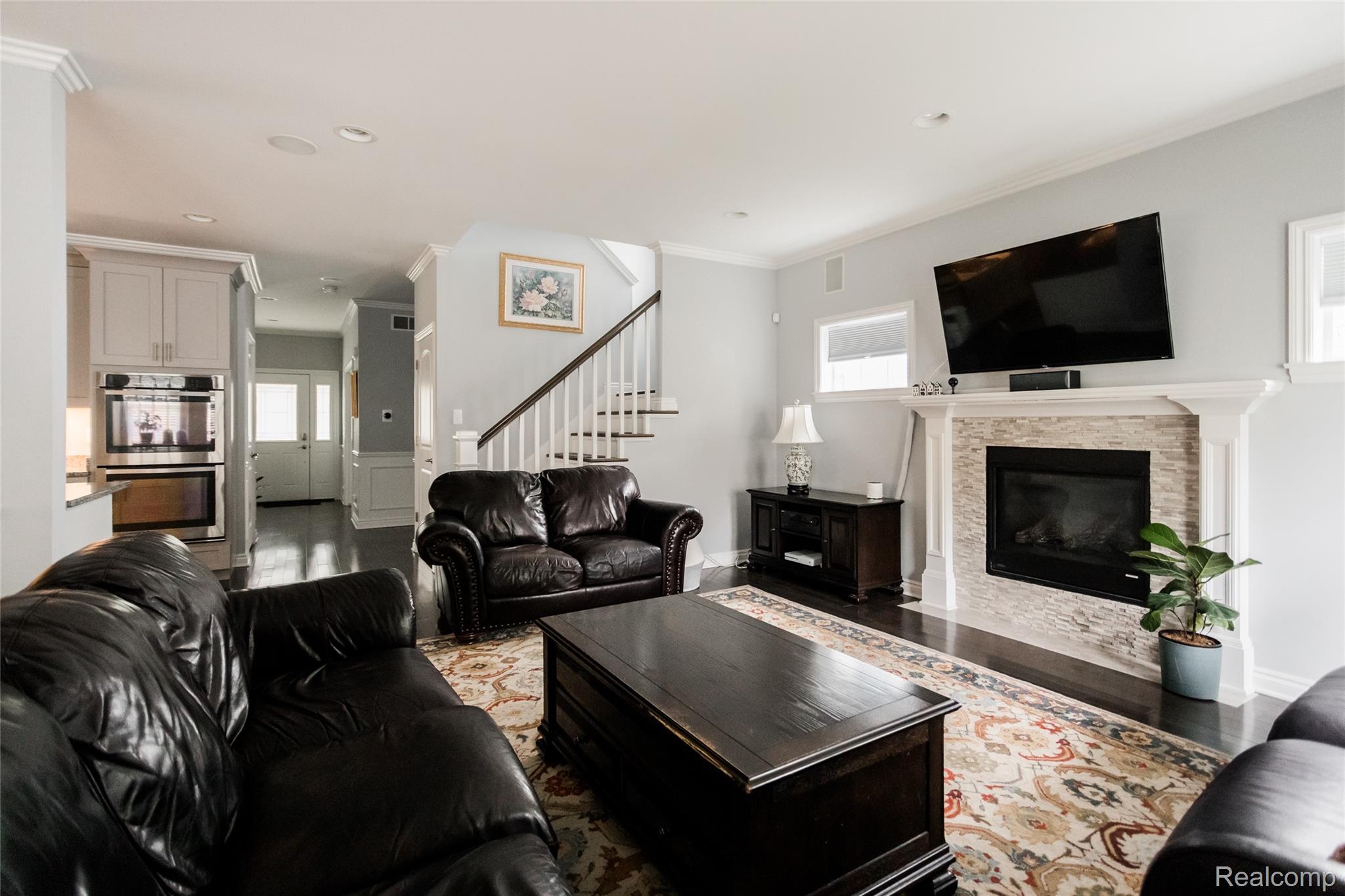 302 S Blair Avenue Property Photo 2