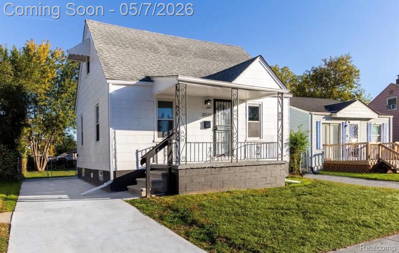 8269 Westminster Avenue Property Photo 2