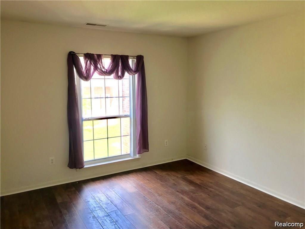 16694 Dover Drive Property Photo 12