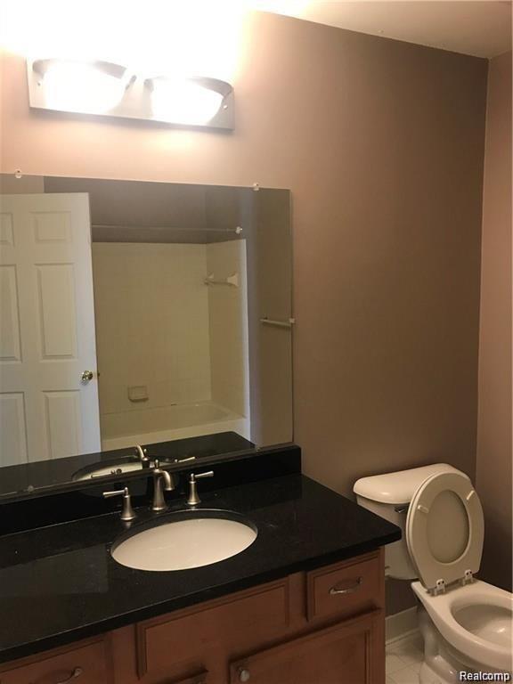 16694 Dover Drive Property Photo 13
