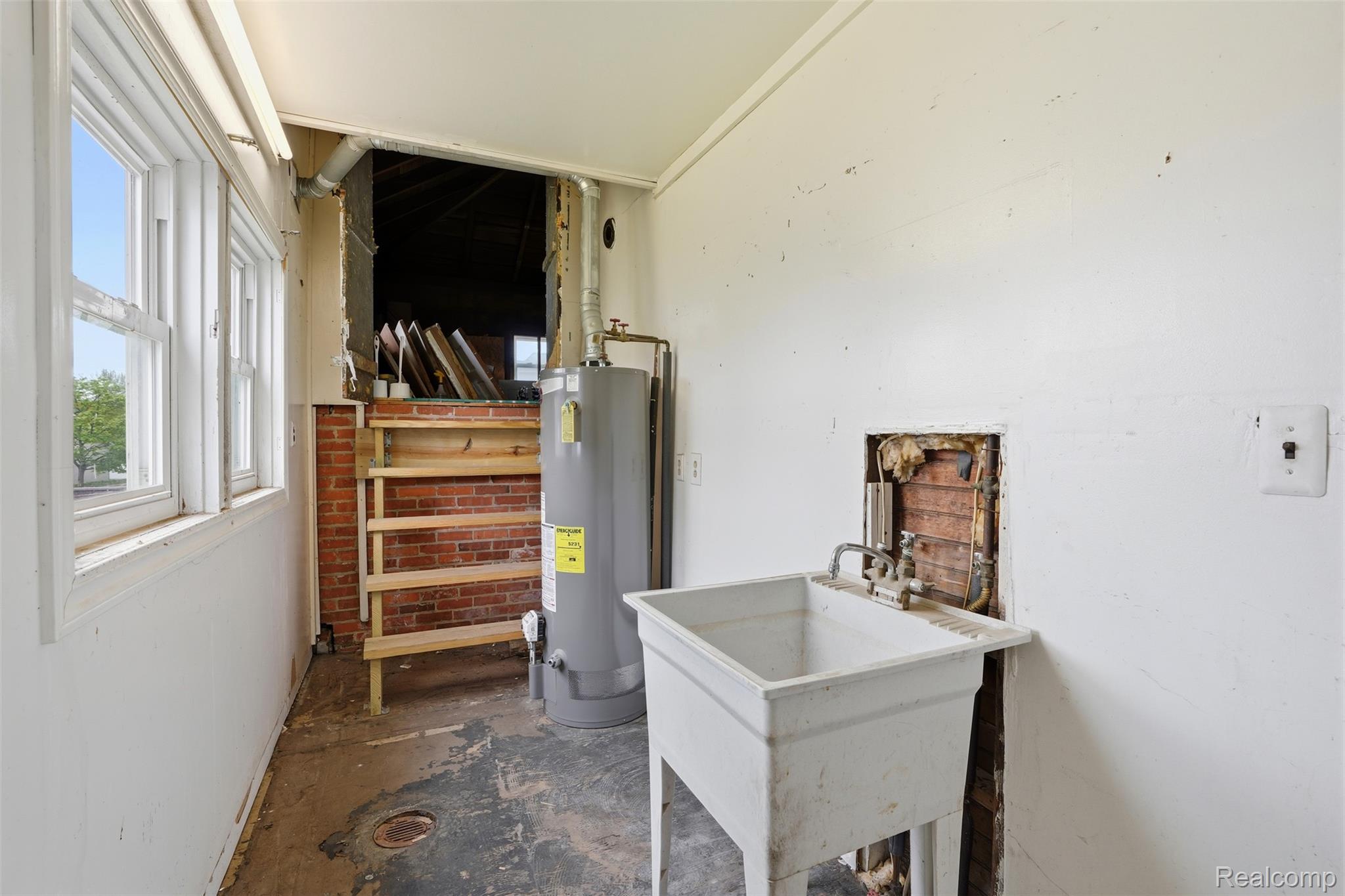 26249 E Huron River Drive Property Photo 20