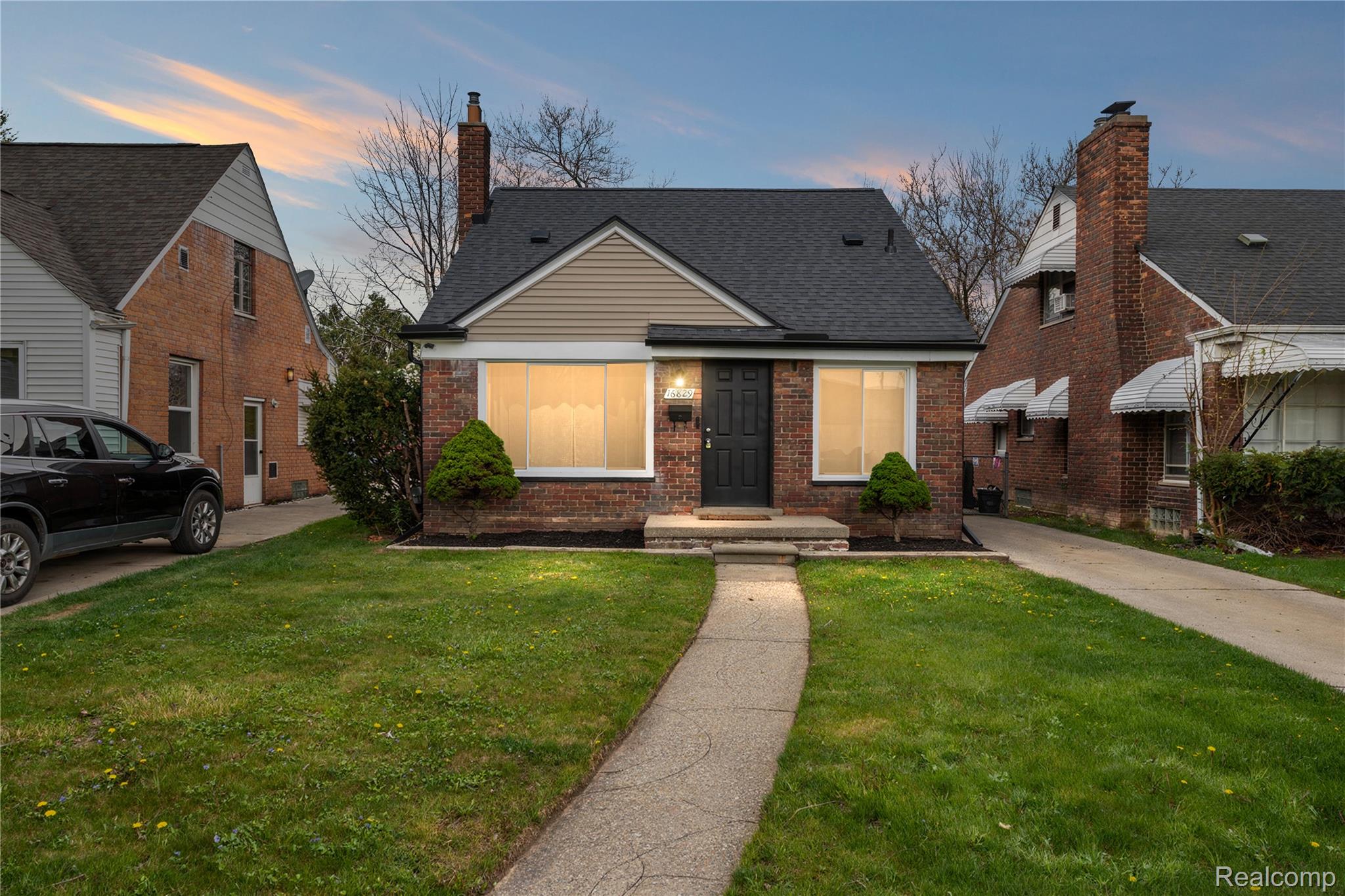 16829 Stricker Avenue Property Photo 1