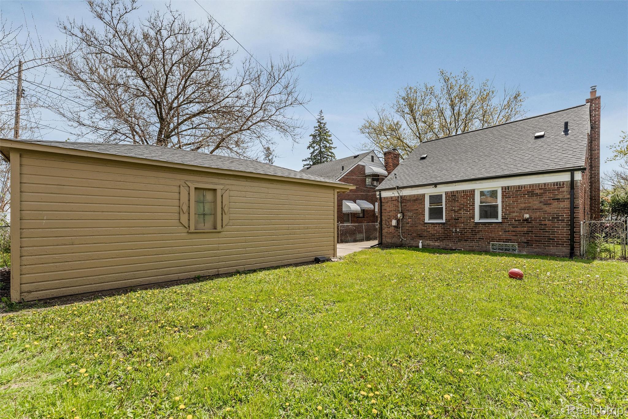 16829 Stricker Avenue Property Photo 17