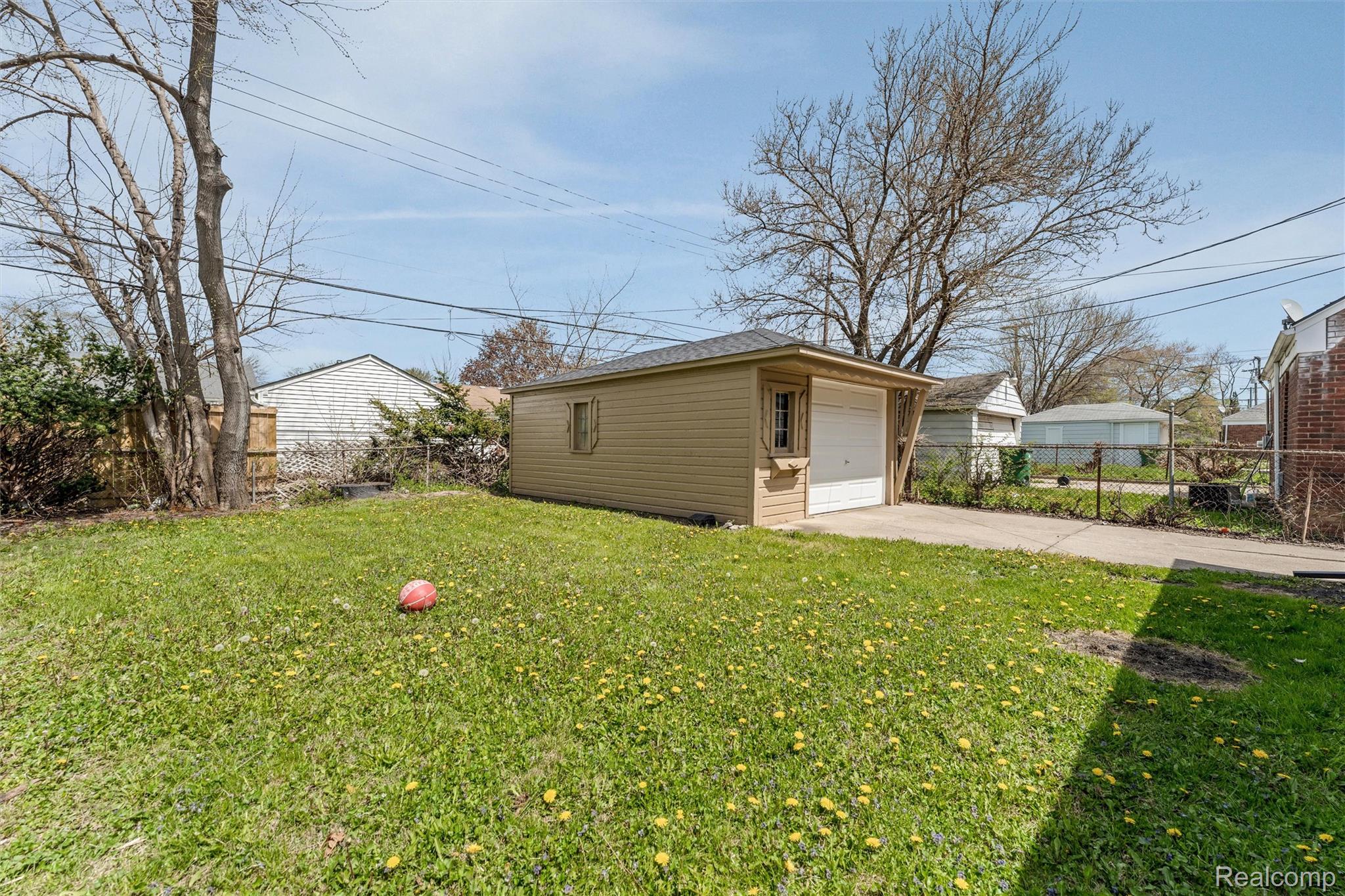 16829 Stricker Avenue Property Photo 18