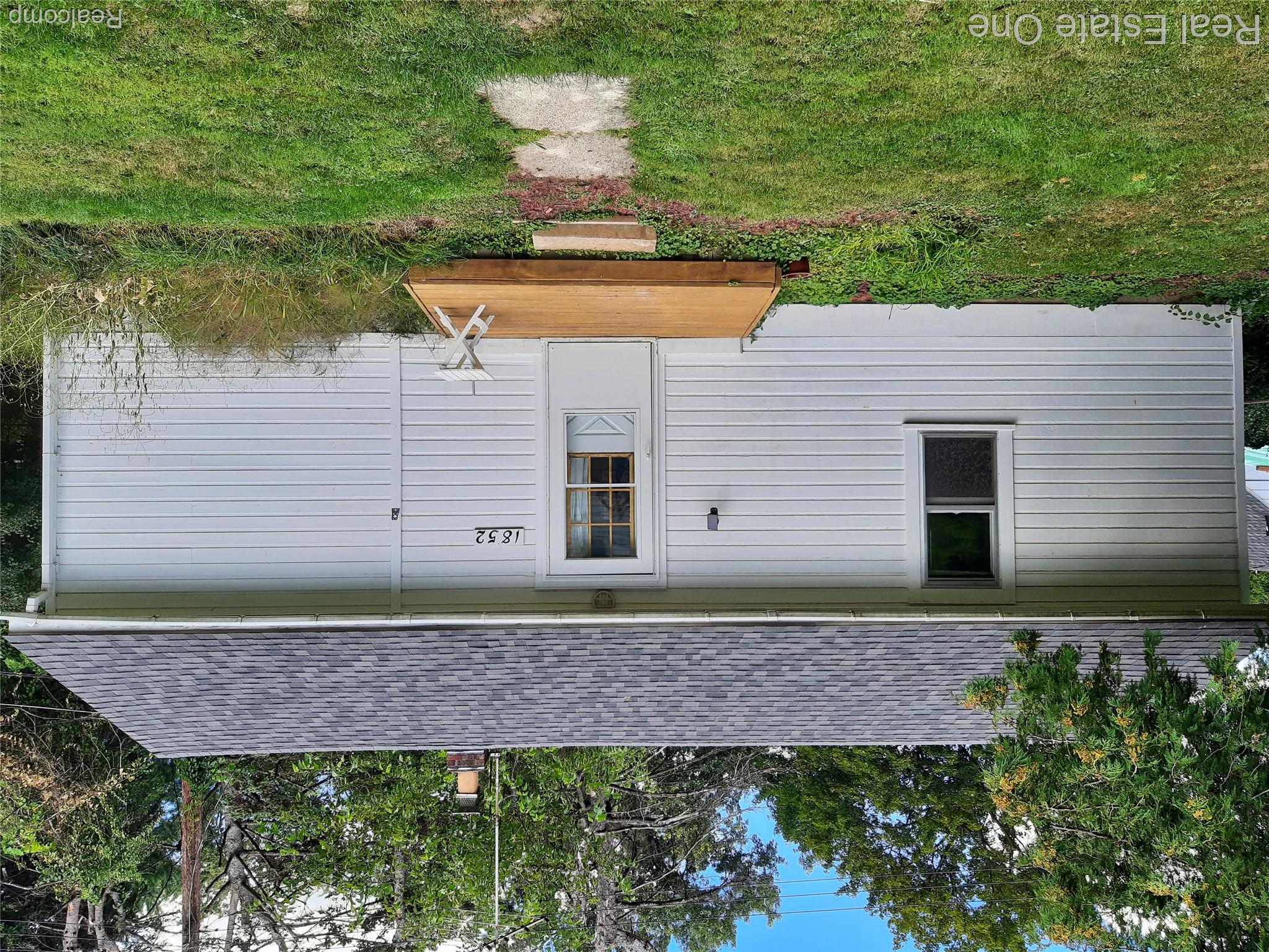 1850 + 1852 Ward Road Property Photo 23
