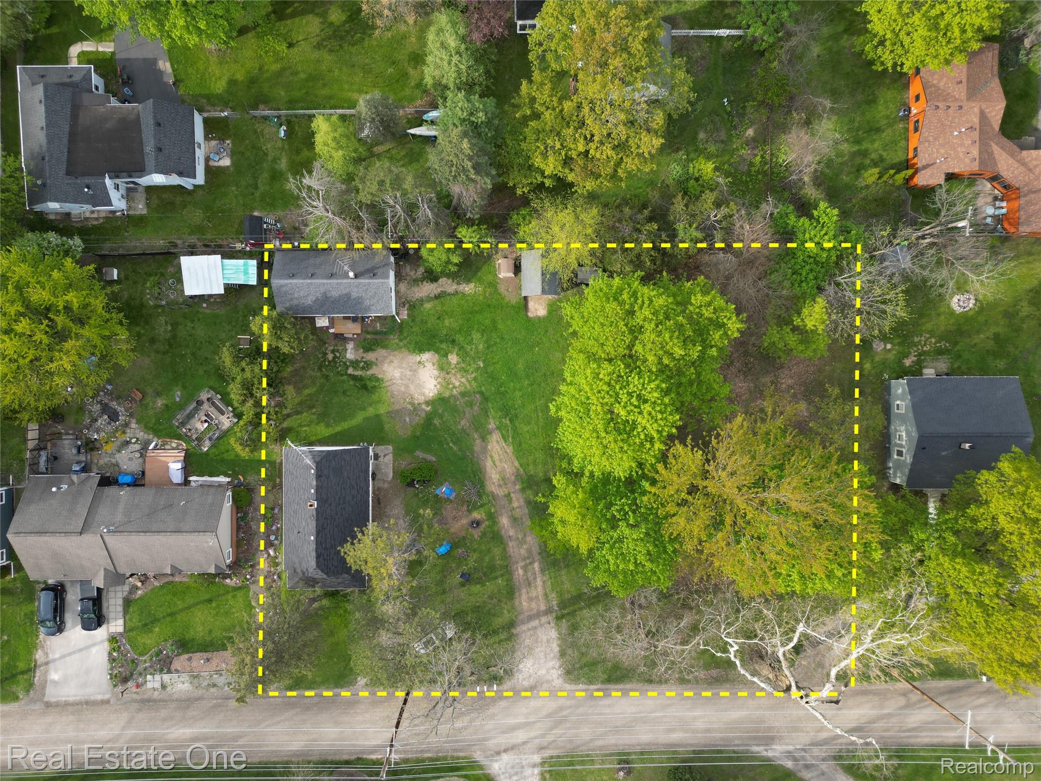 1850 + 1852 Ward Road Property Photo 34