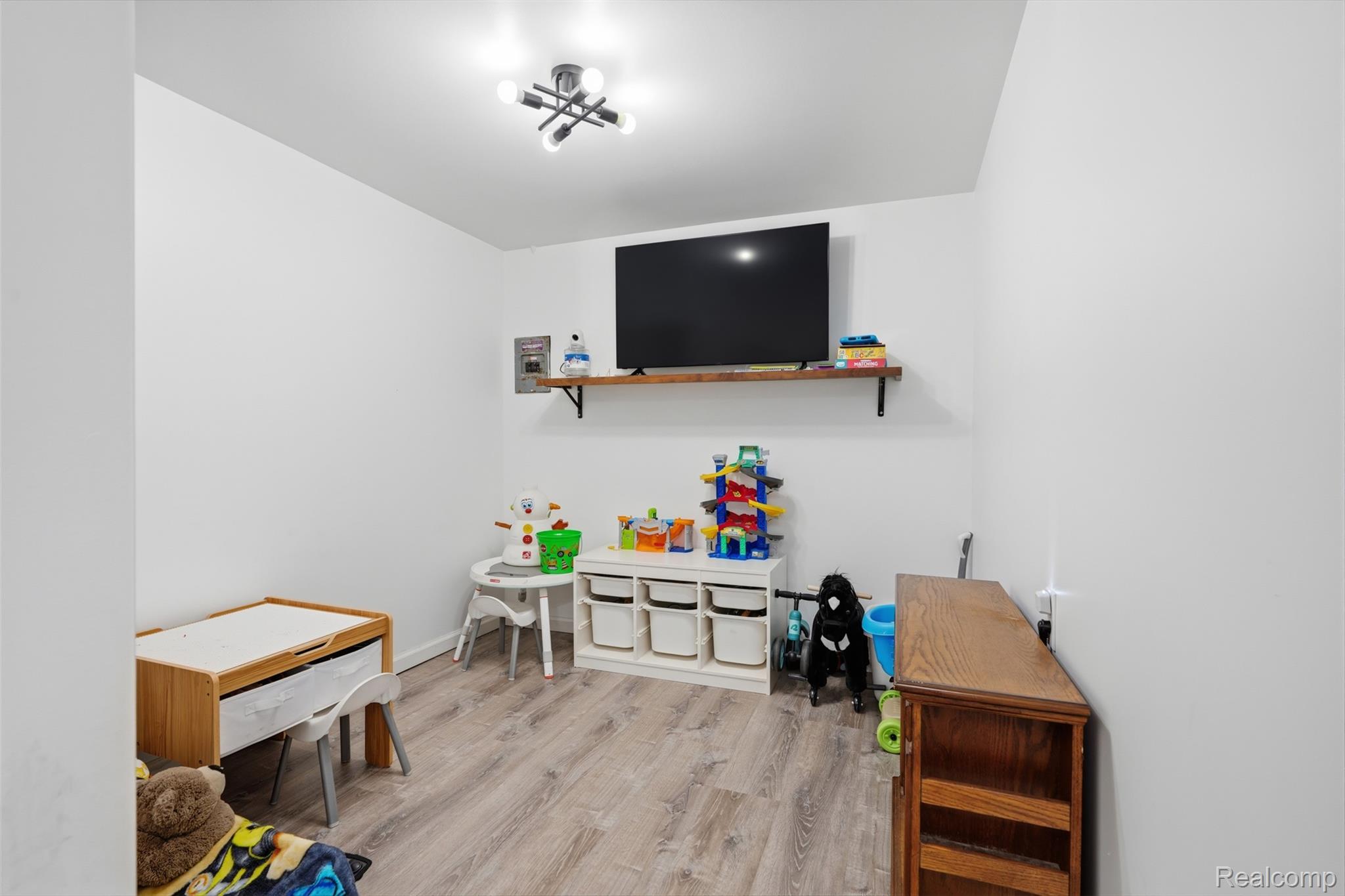 26249 E Huron River Drive Property Photo 50