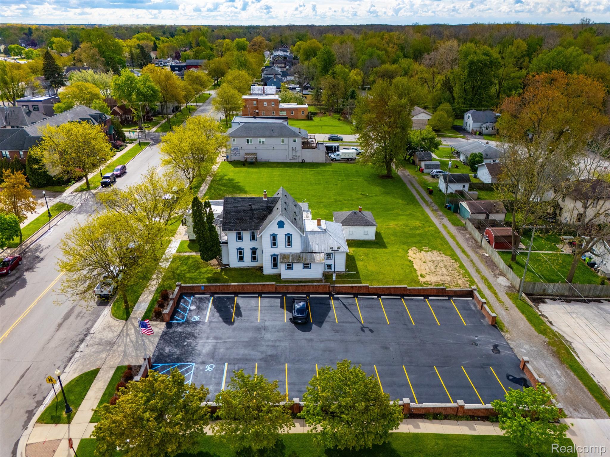26249 E Huron River Drive Property Photo 60