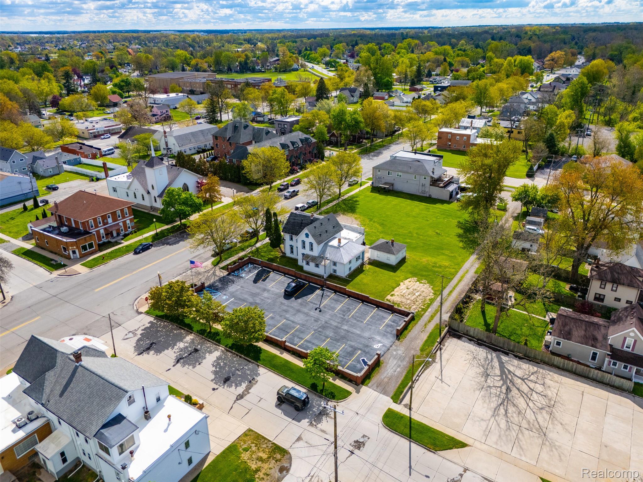 26249 E Huron River Drive Property Photo 65