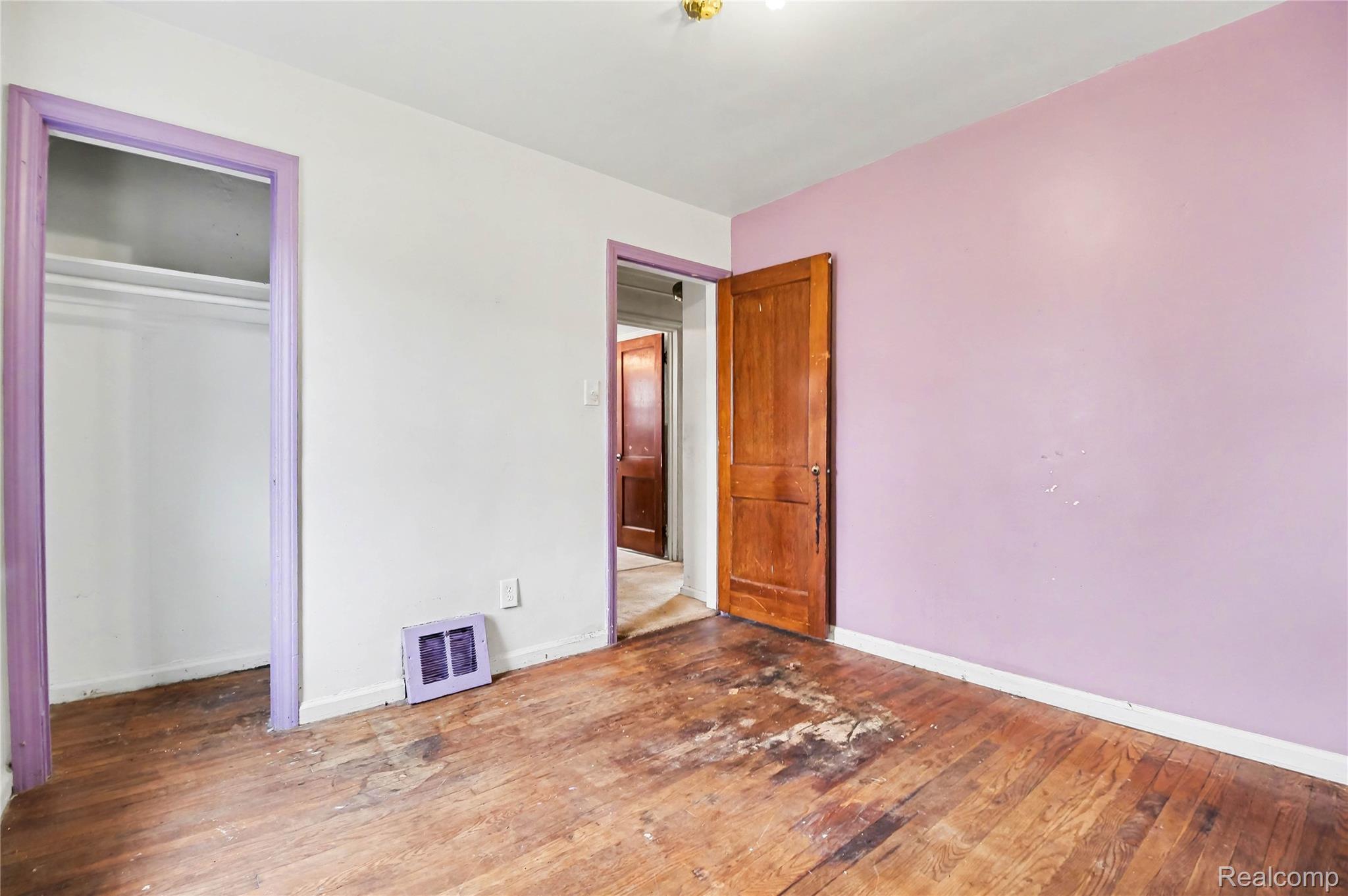 1205 E Muir Avenue Property Photo 17