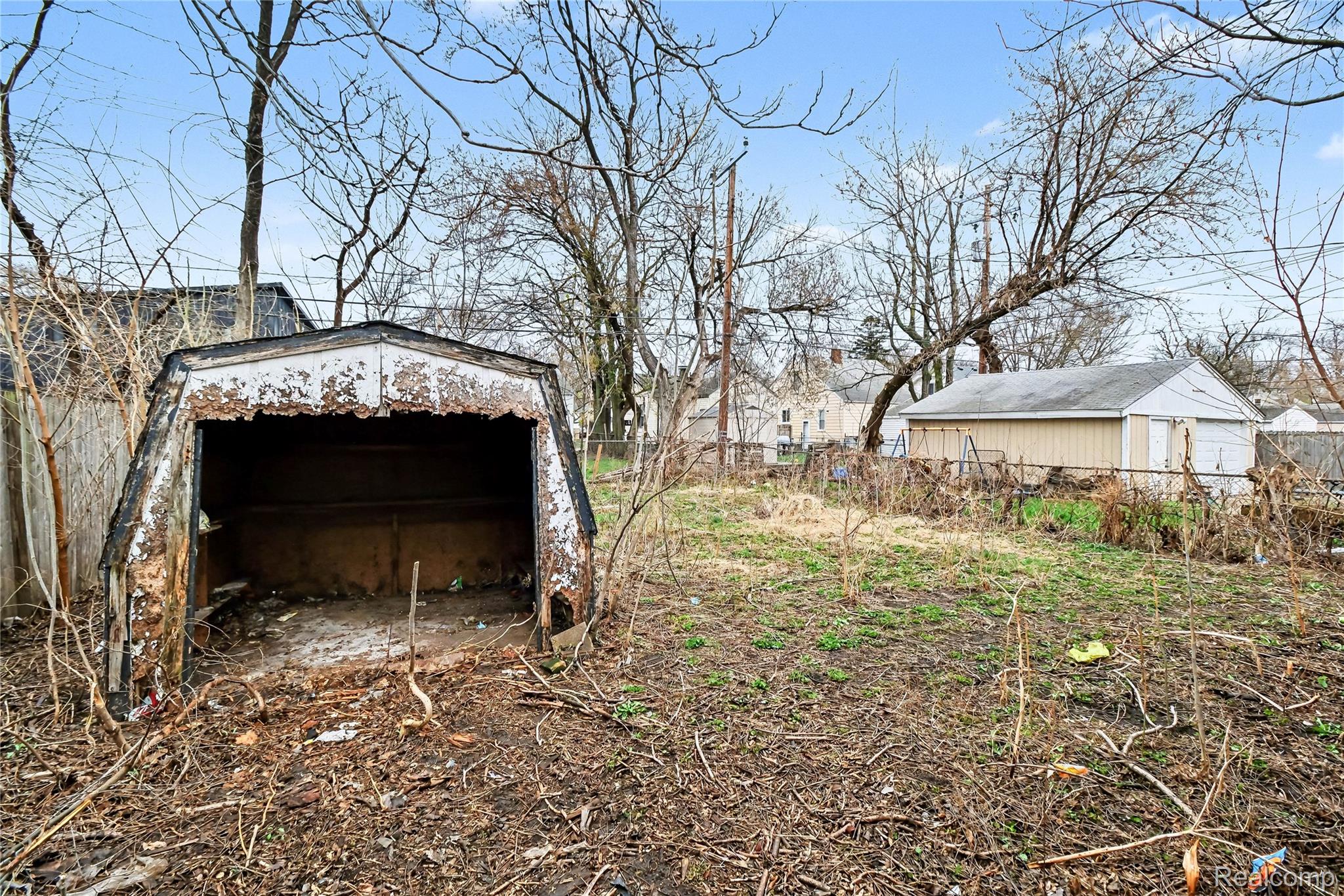 1205 E Muir Avenue Property Photo 20