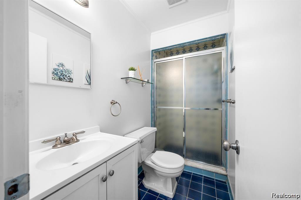 39185 Ceceil Drive Property Photo 15