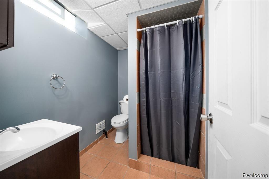 39185 Ceceil Drive Property Photo 19