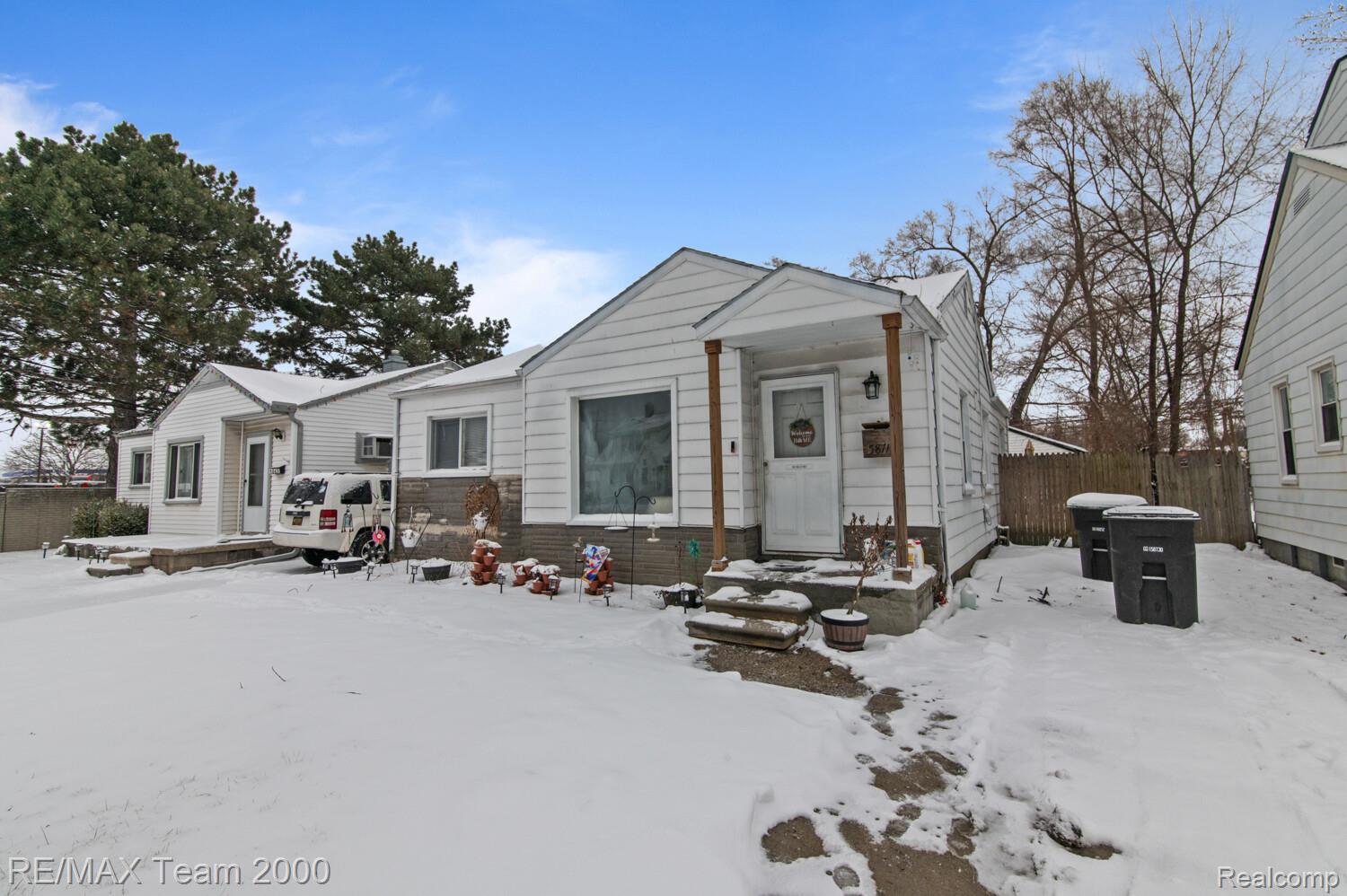 5871 Cooper Street Property Photo 2