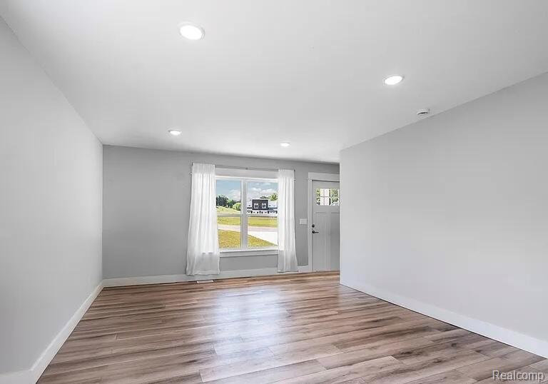 9220 S Flaska Drive Property Photo 5