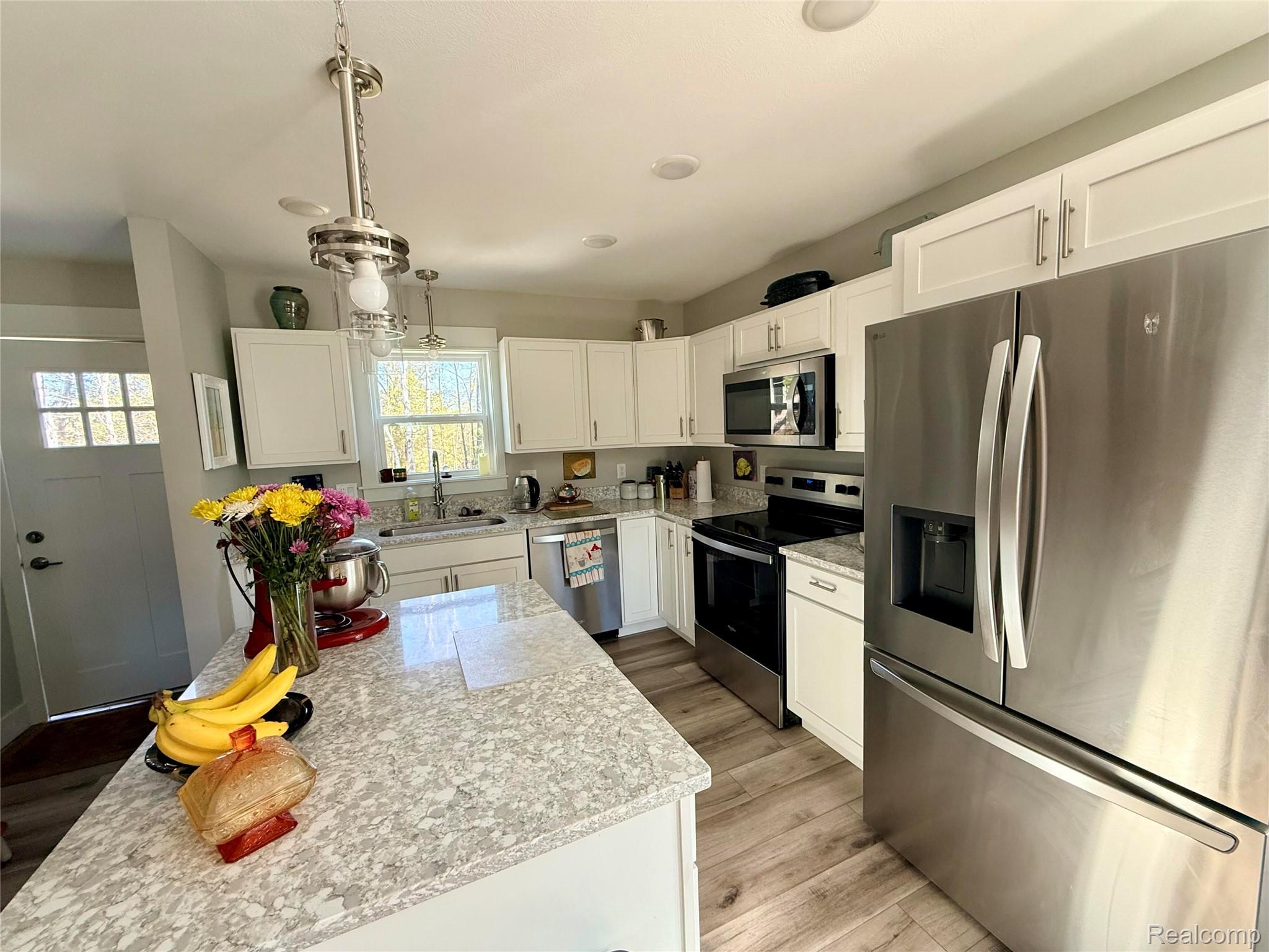 9220 S Flaska Drive Property Photo 17