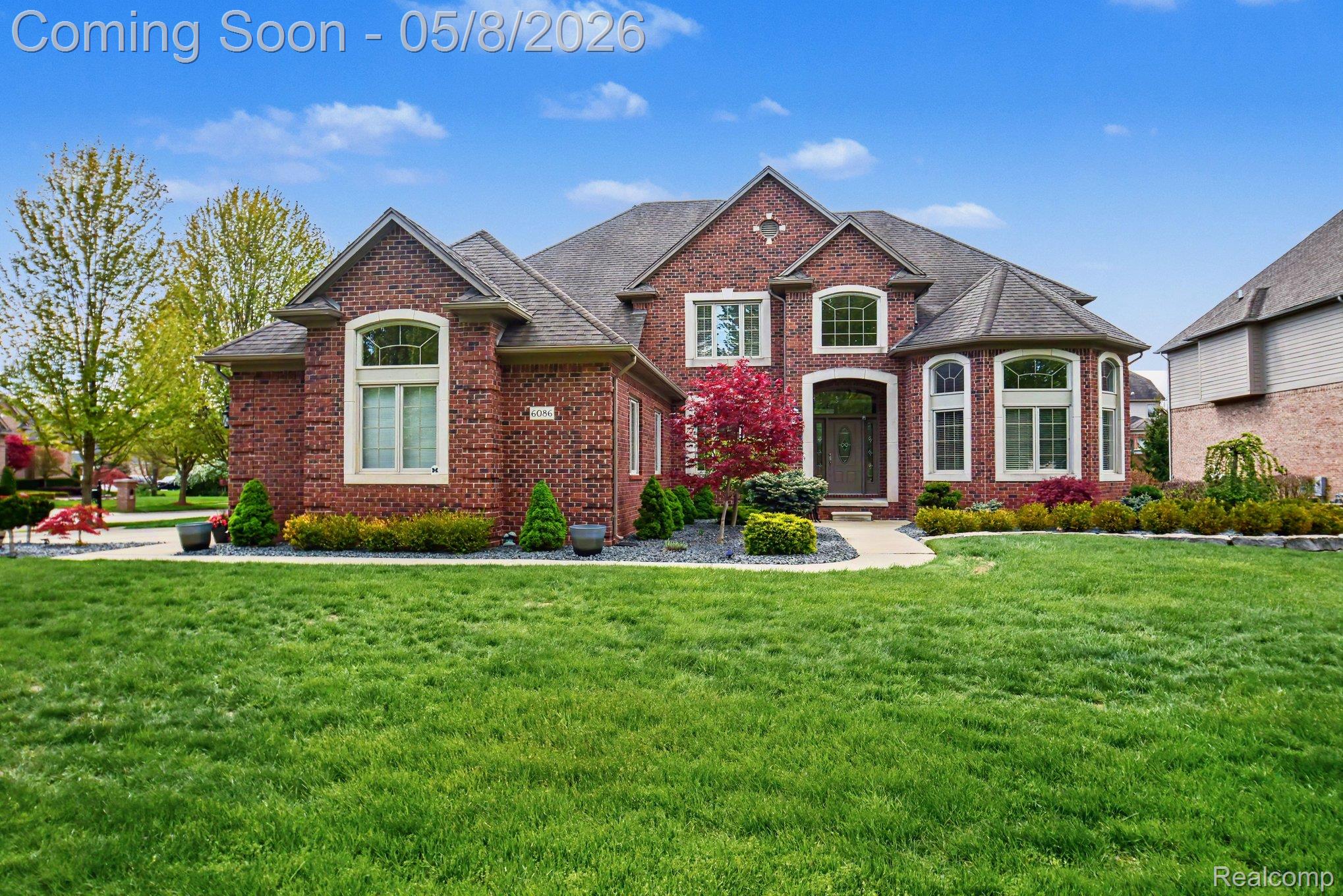 6086 Admiral Court Property Photo 1