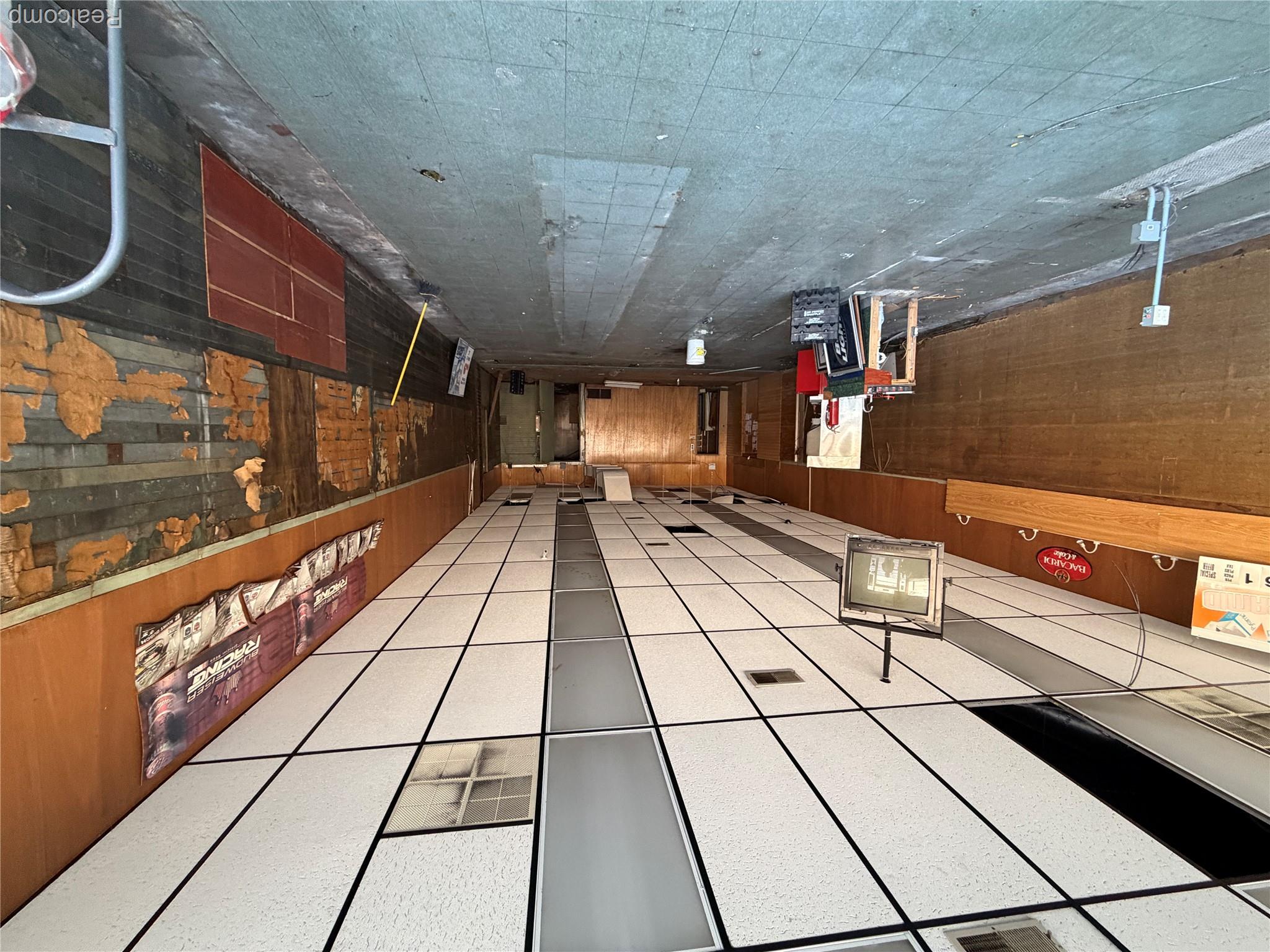 1600 Broadway Street Property Photo 4