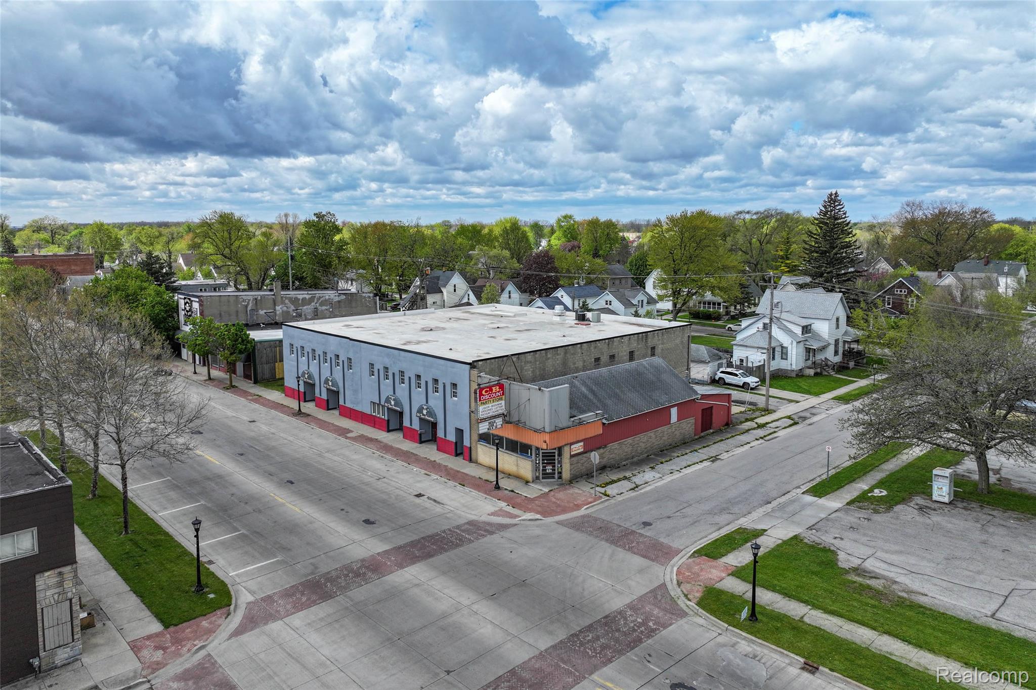 1600 Broadway Street Property Photo 10
