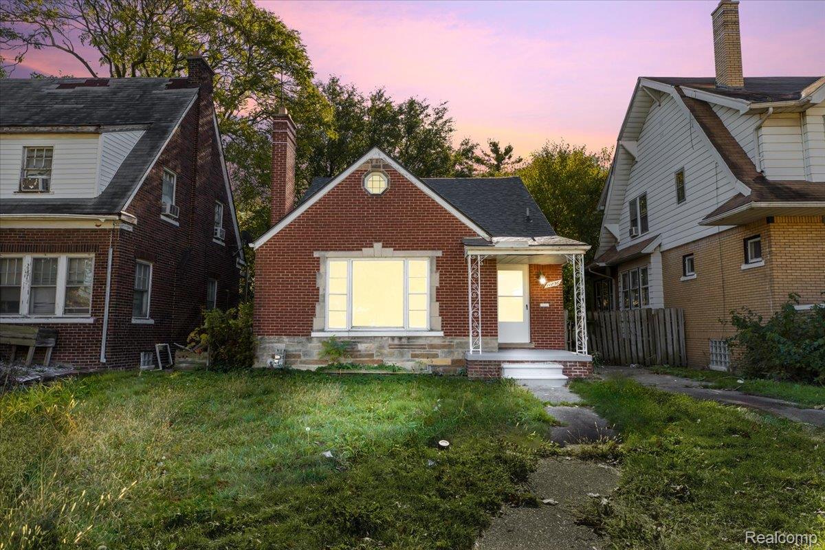 11856 Kilbourne Street Property Photo 1