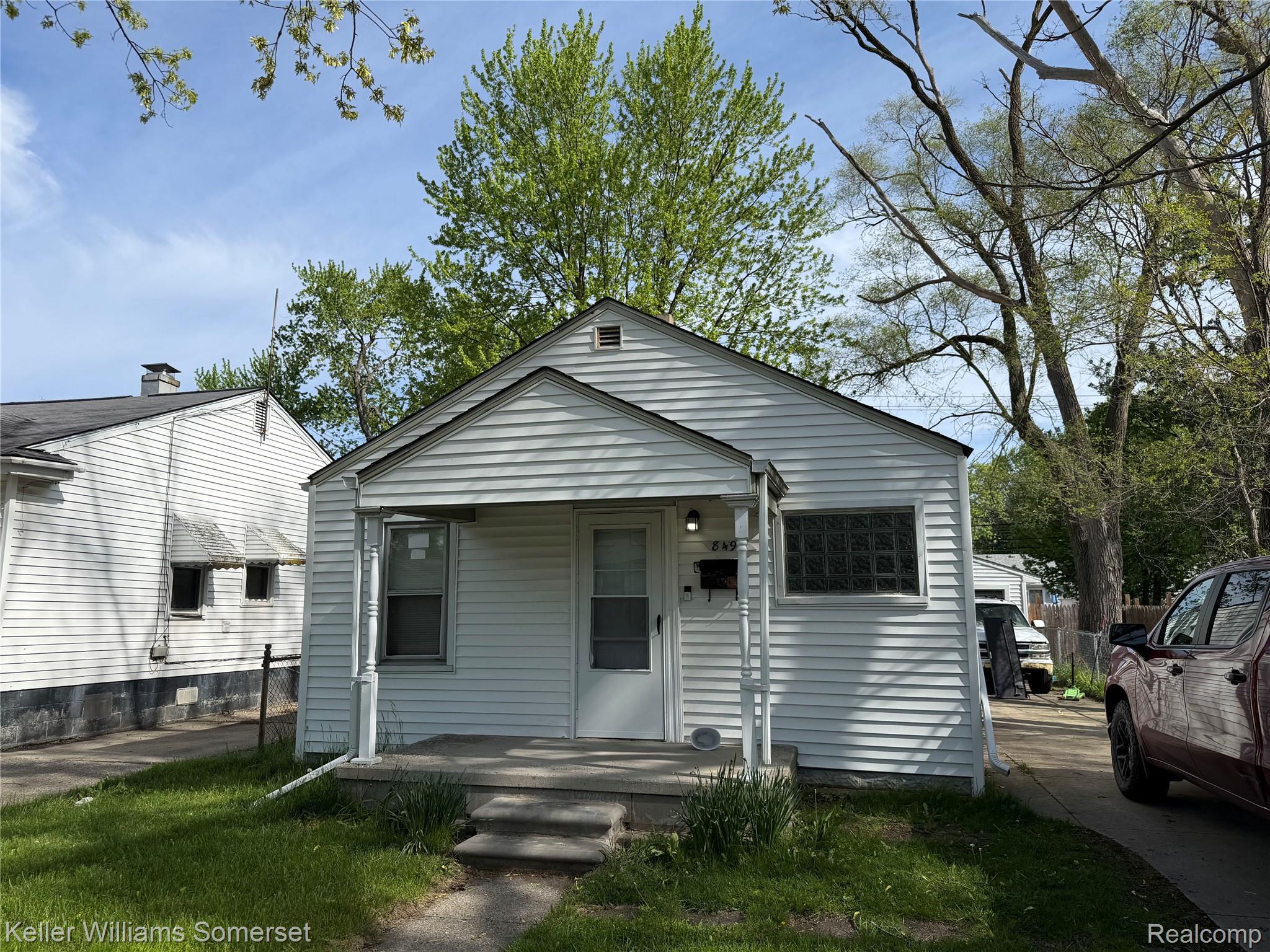 8499 Chapp Avenue Property Photo 2