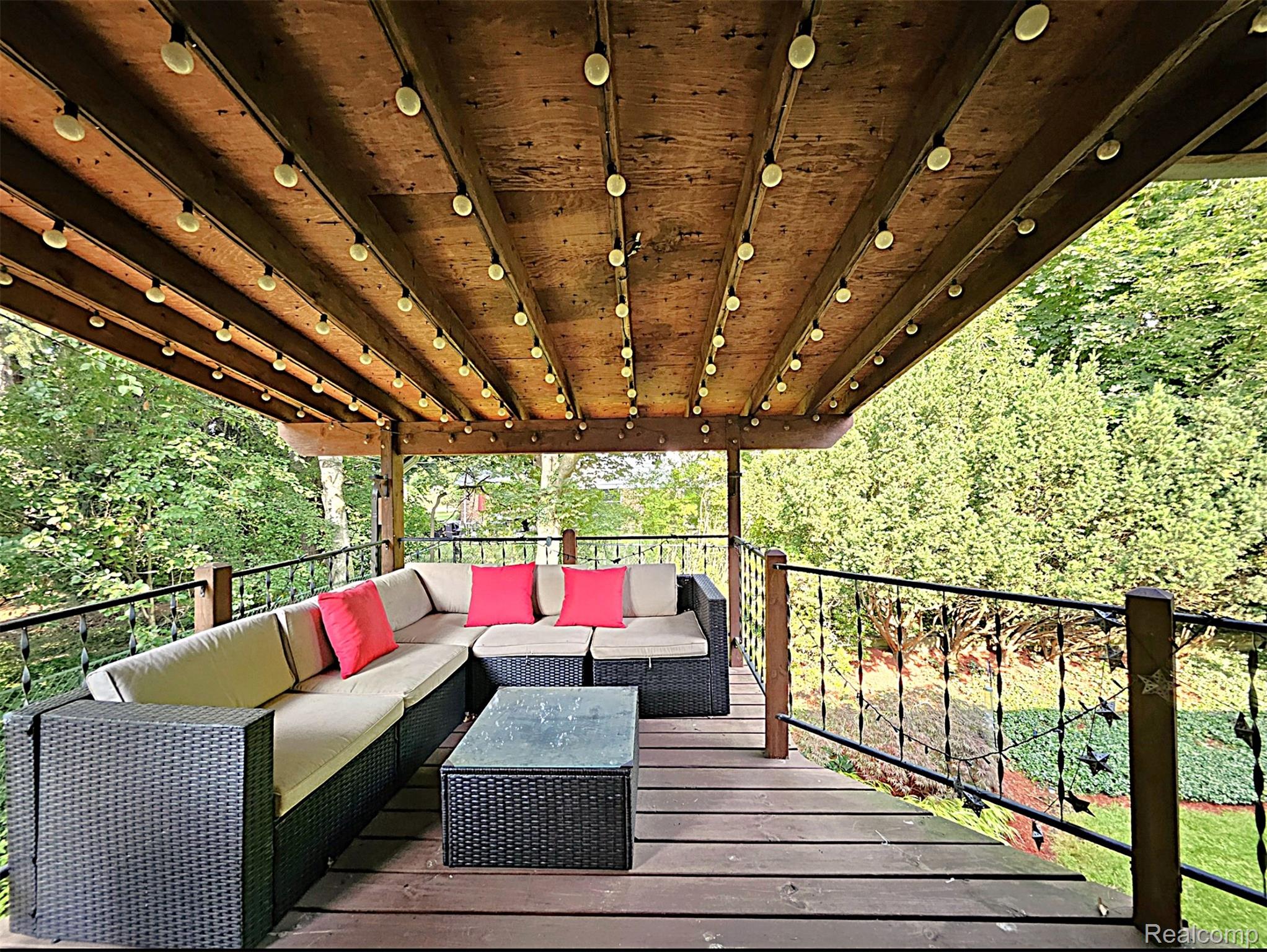 7120 Pebblecreek Road Property Photo 4