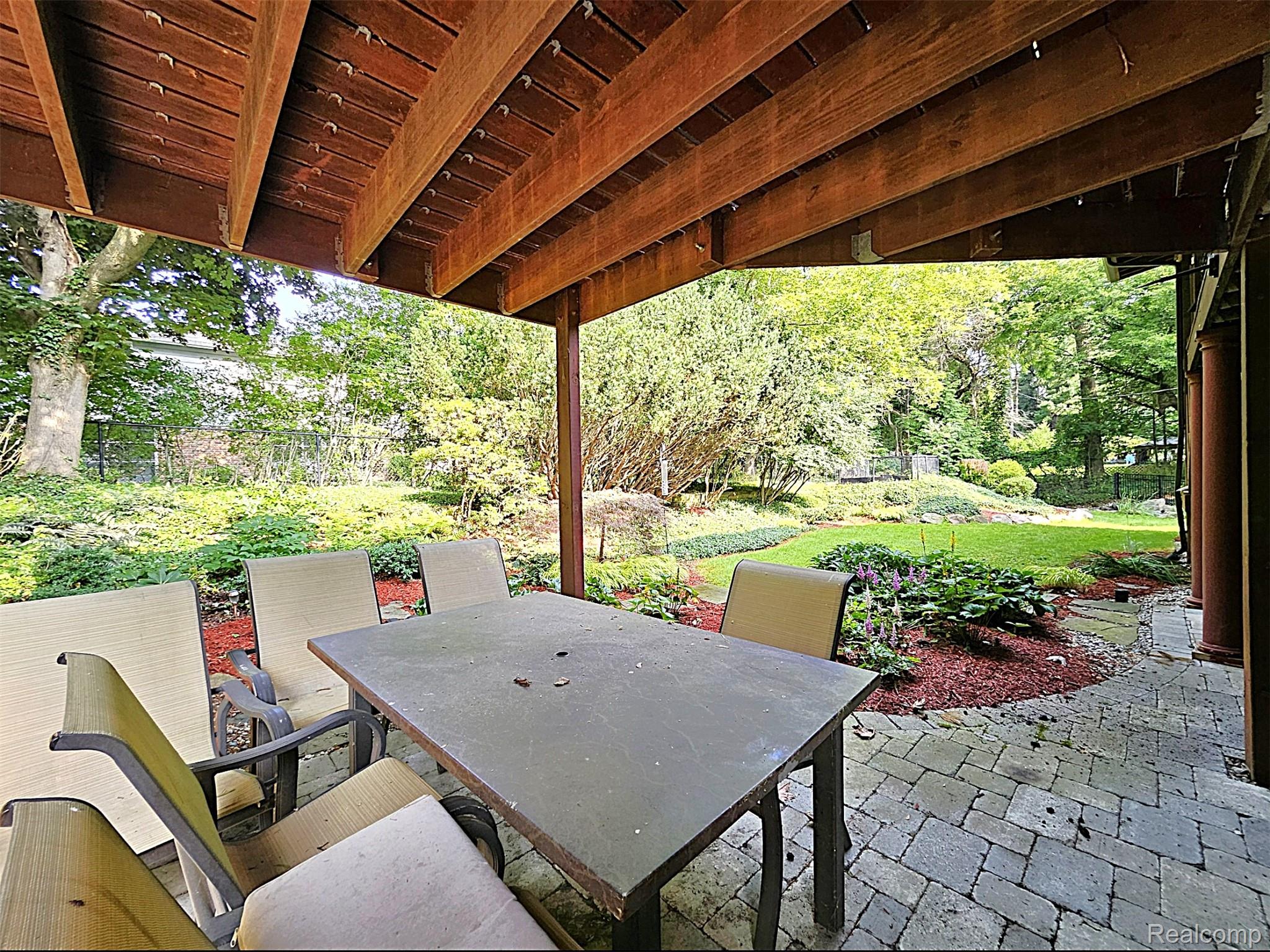 7120 Pebblecreek Road Property Photo 6