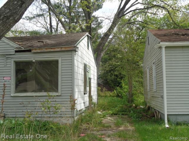 15772 Chatham Street Property Photo 7