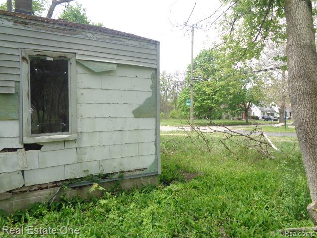 15772 Chatham Street Property Photo 12