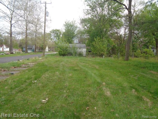 15772 Chatham Street Property Photo 17