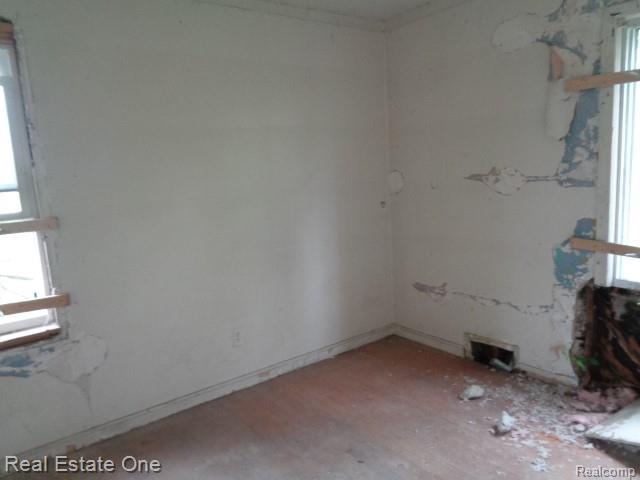 15772 Chatham Street Property Photo 24